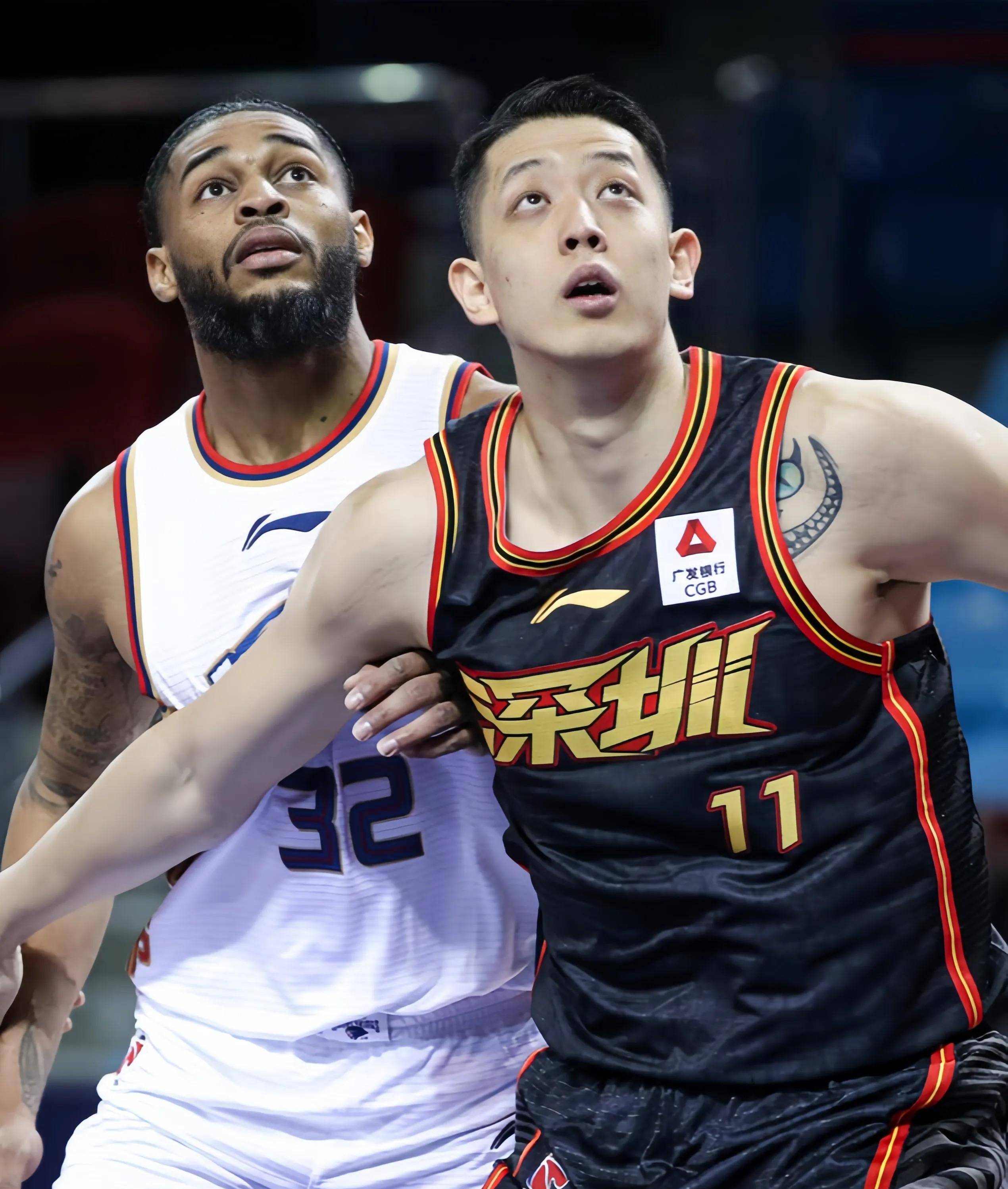 豪门对决!CBA上演世纪大战 豪门对决!CBA上演世纪大战