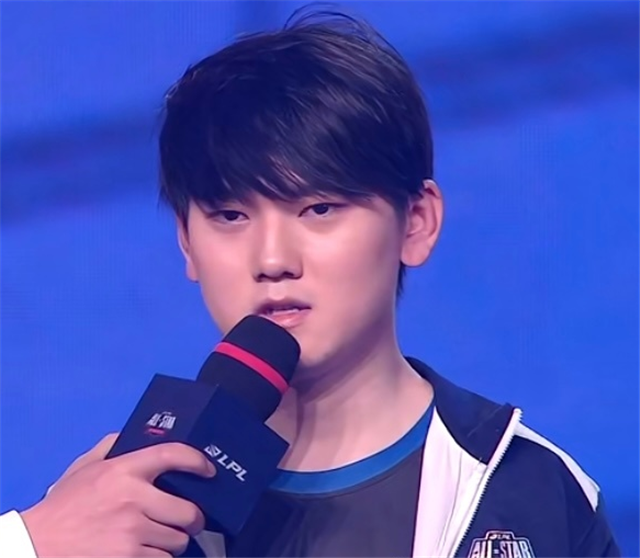 开云体育APP下载-S赛队主教练发声，誓言带队登顶的简单介绍