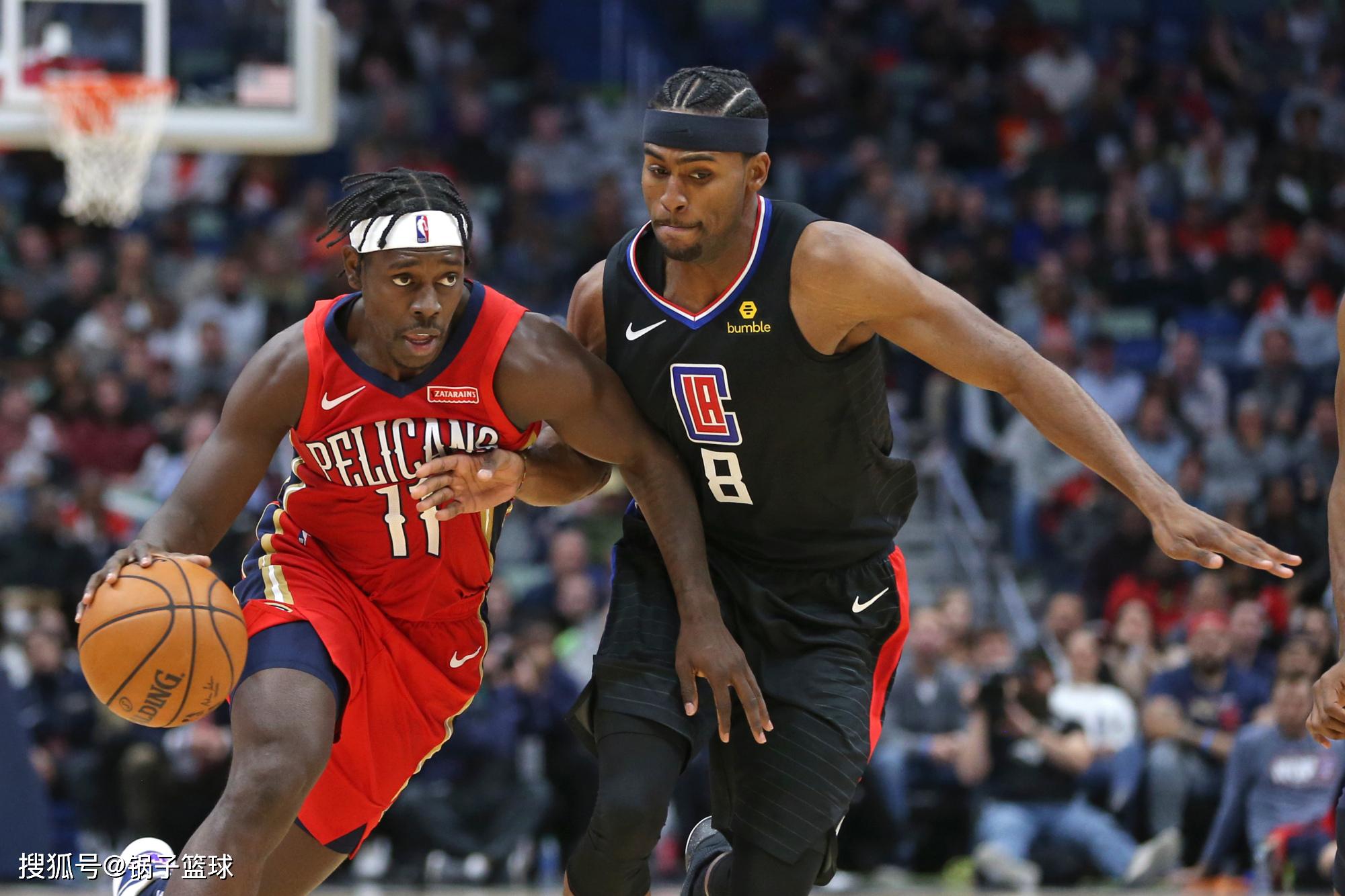 鹈鹕鏖战天津队，霍勒迪状态火热