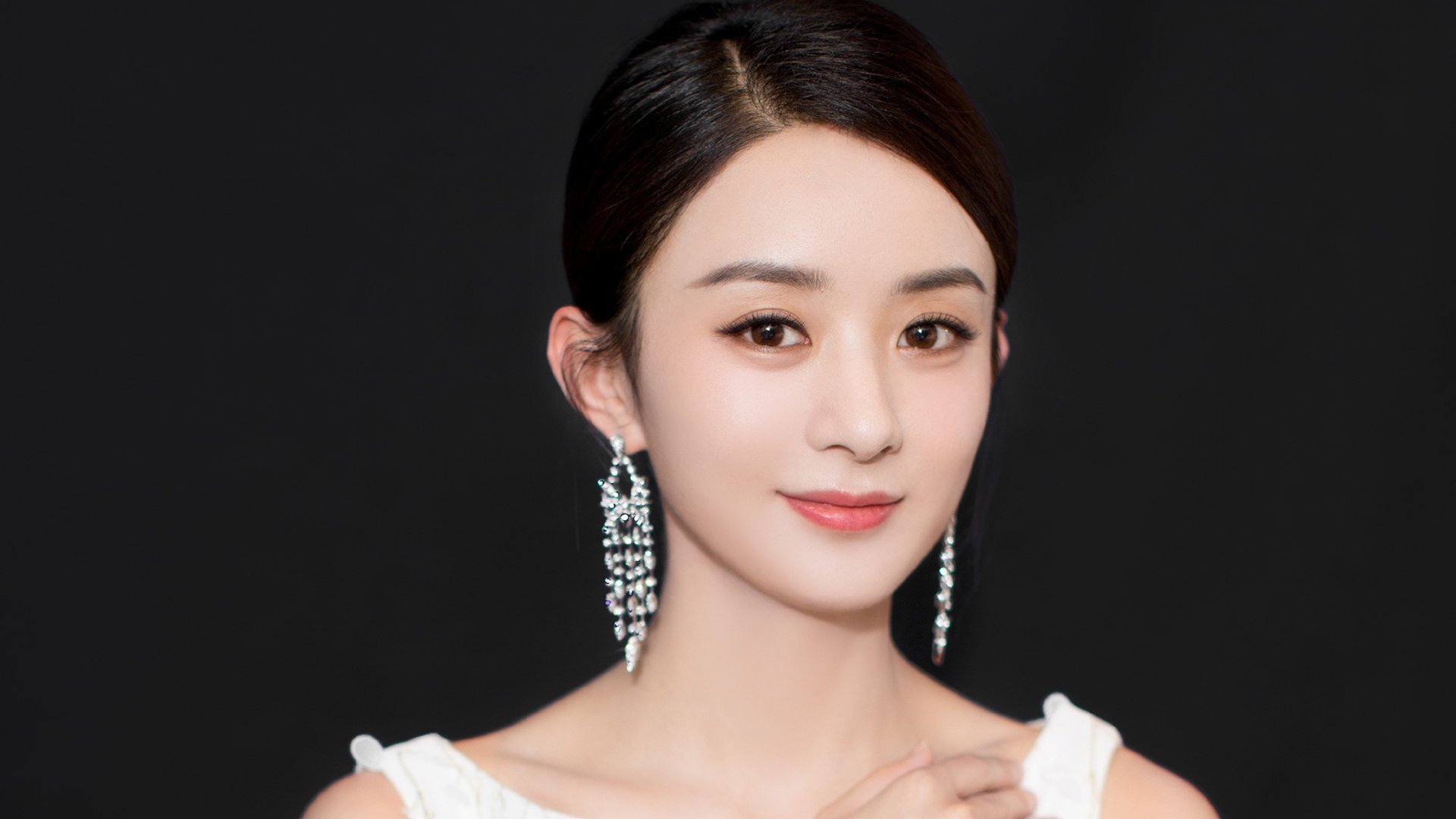 开云体育官网-保罗跨越时间长河的一瞬，76人雷霆万钧击溃鹈鹕