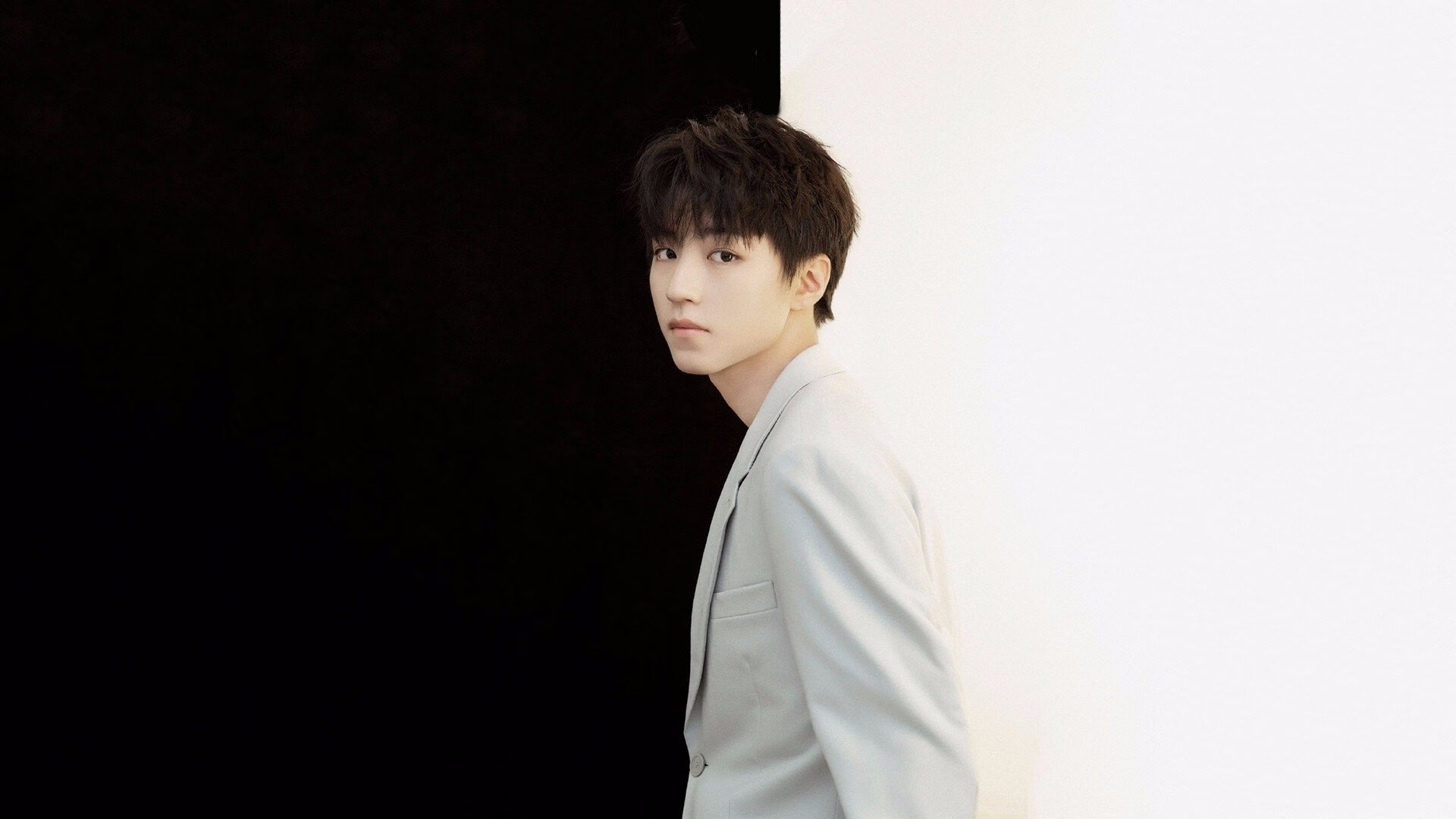 开云体育平台APP-爆裂无声，萨卡生死战三次闪光，尼日利亚逆天改命斩落德国